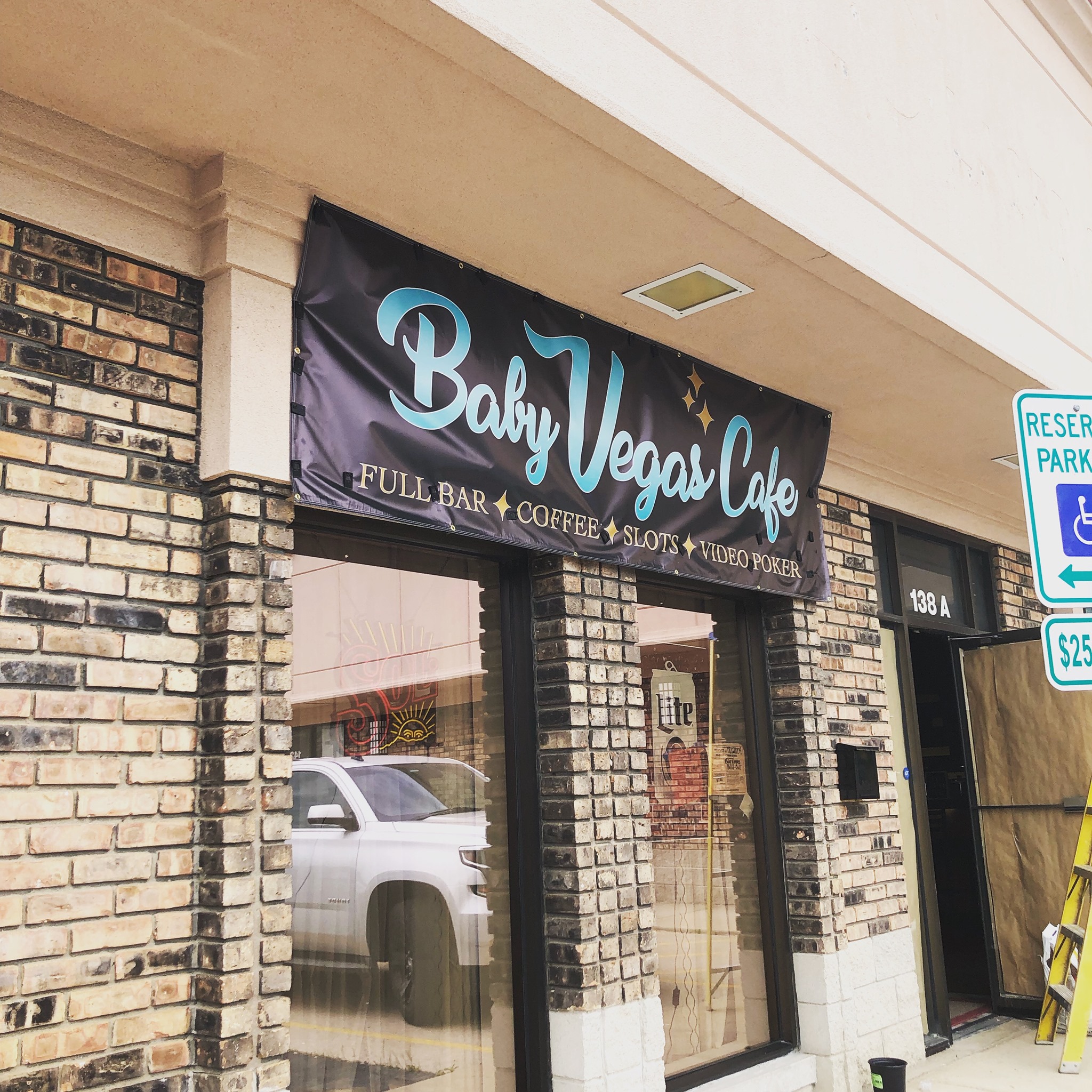Baby Vegas Cafe Golf Rd
