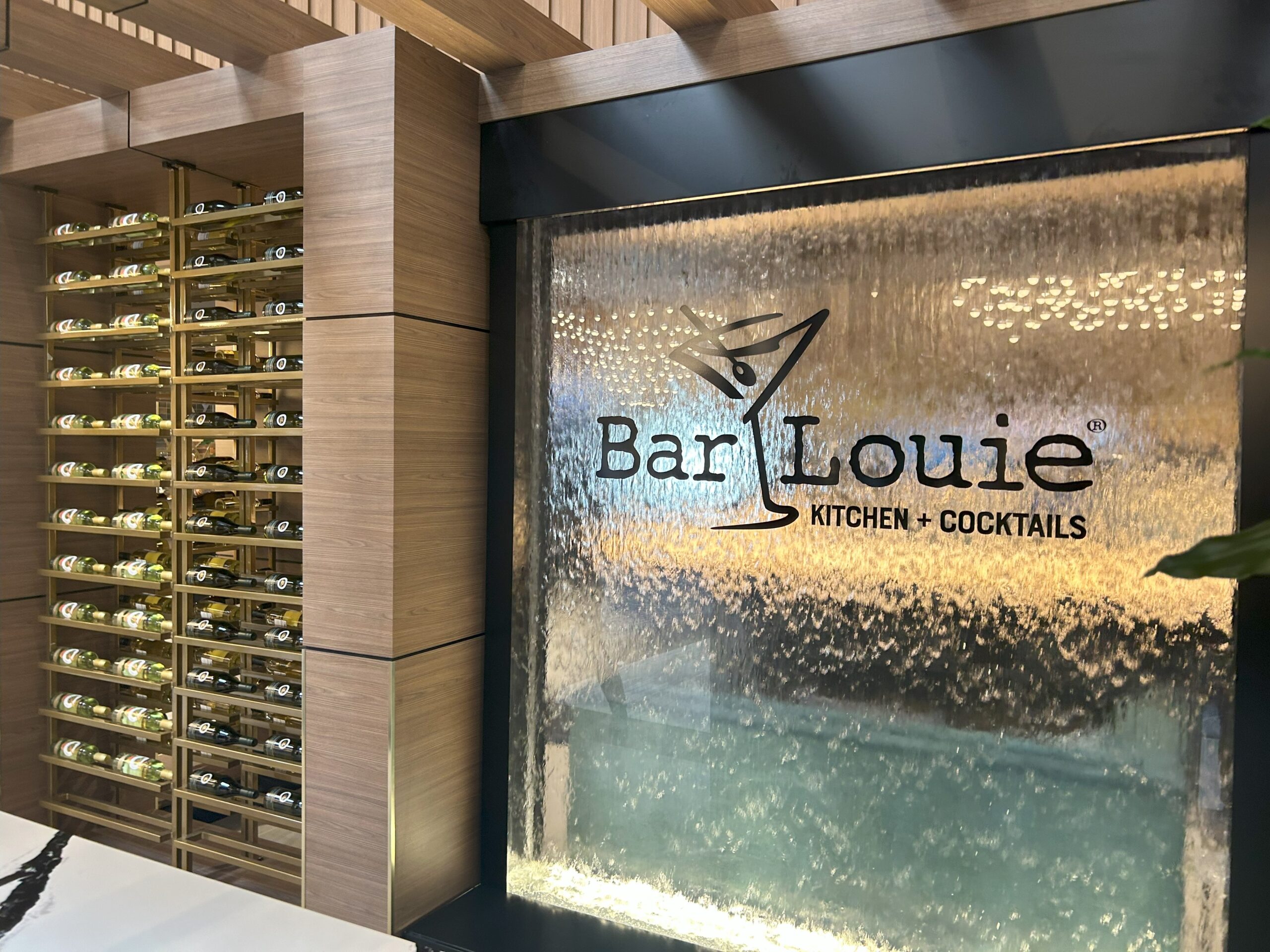 Bar Louie at Chicago Marriott Northwest